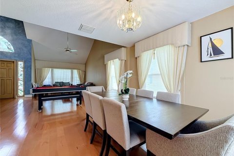 Villa ou maison à louer à Seminole, Floride: 4 chambres, 308.06 m2 № 2349329 - photo 12