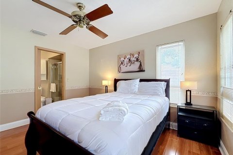 Villa ou maison à louer à Seminole, Floride: 4 chambres, 308.06 m2 № 2349329 - photo 28