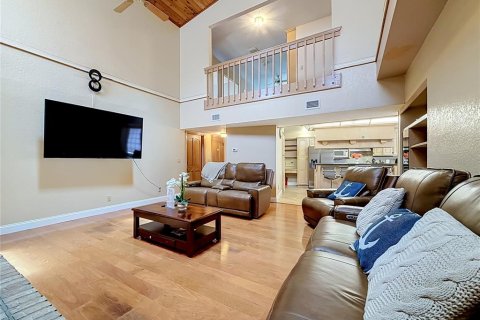 Villa ou maison à louer à Seminole, Floride: 4 chambres, 308.06 m2 № 2349329 - photo 22