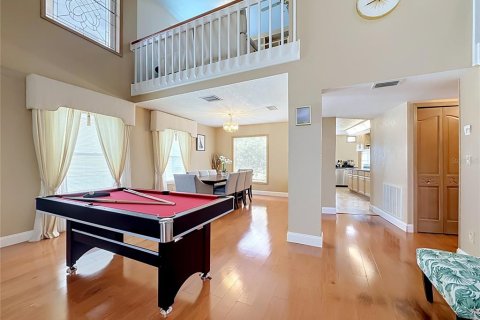 Villa ou maison à louer à Seminole, Floride: 4 chambres, 308.06 m2 № 2349329 - photo 8