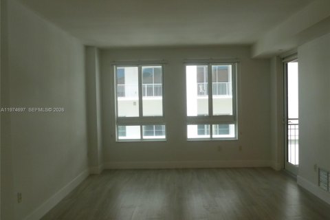 Condominio en venta en Miami, Florida, 1 dormitorio, 70.51 m2 № 2036068 - foto 8