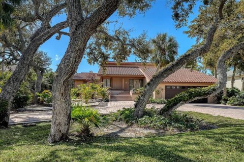 Villa ou maison à Longboat Key, Floride 3 chambres, 280.84 m2 № 2148175