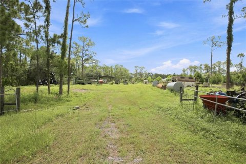 Propiedad comercial en venta en North Port, Florida, 219.99 m2 № 2289782 - foto 2