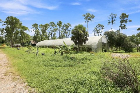 Propiedad comercial en venta en North Port, Florida, 219.99 m2 № 2289782 - foto 7