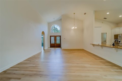 House in Tarpon Springs, Florida 3 bedrooms, 141.77 sq.m. № 1298697 - photo 28