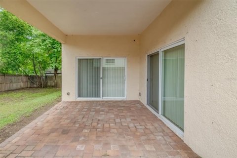 House in Tarpon Springs, Florida 3 bedrooms, 141.77 sq.m. № 1298697 - photo 18