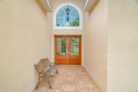 House in Tarpon Springs, Florida 3 bedrooms, 141.77 sq.m. № 1298697 - photo 2