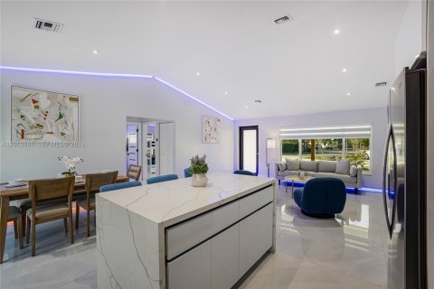 Casa en venta en Fort Lauderdale, Florida, 3 dormitorios, 122.26 m2 № 2075859 - foto 18