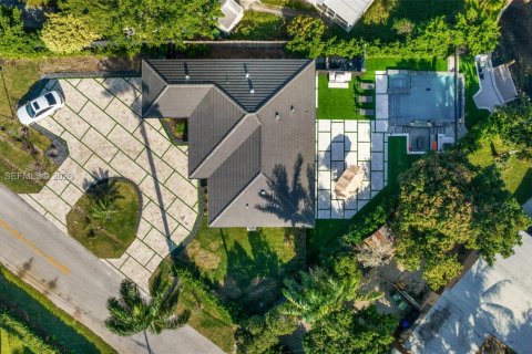 Casa en venta en Fort Lauderdale, Florida, 3 dormitorios, 122.26 m2 № 2075859 - foto 8