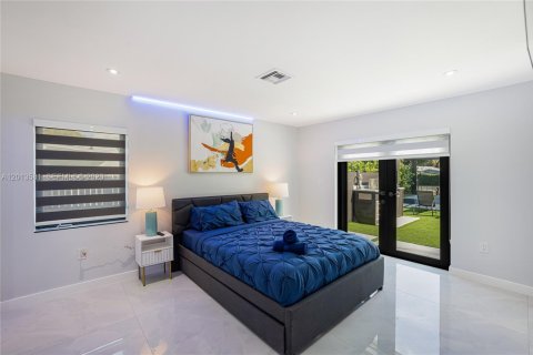 Casa en venta en Fort Lauderdale, Florida, 3 dormitorios, 122.26 m2 № 2075859 - foto 21