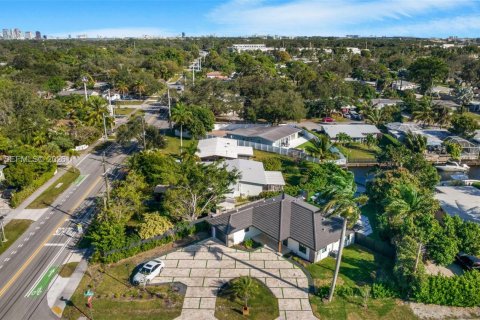 Casa en venta en Fort Lauderdale, Florida, 3 dormitorios, 122.26 m2 № 2075859 - foto 6