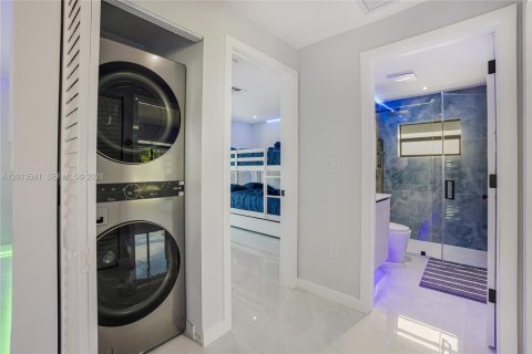 Casa en venta en Fort Lauderdale, Florida, 3 dormitorios, 122.26 m2 № 2075859 - foto 27