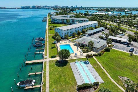 Condominio en venta en Sarasota, Florida, 2 dormitorios, 75.81 m2 № 1774741 - foto 2