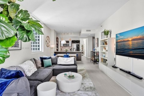 Copropriété à vendre à Miami, Floride: 2 chambres, 111.48 m2 № 1875202 - photo 16