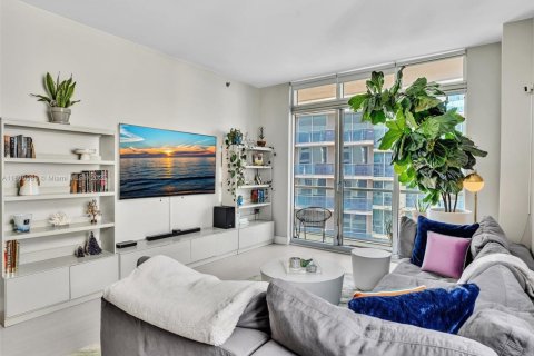 Copropriété à vendre à Miami, Floride: 2 chambres, 111.48 m2 № 1875202 - photo 11