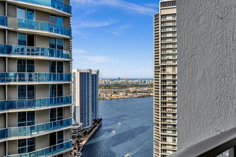 Copropriété à vendre à Miami, Floride: 2 chambres, 111.48 m2 № 1875202 - photo 19