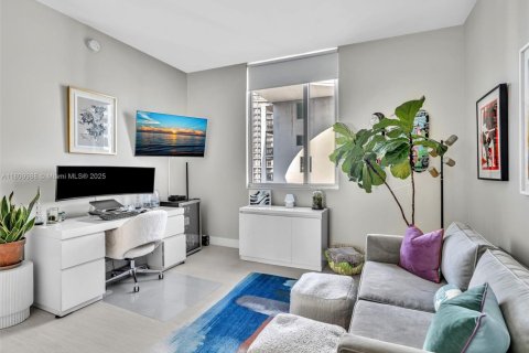 Copropriété à vendre à Miami, Floride: 2 chambres, 111.48 m2 № 1875202 - photo 30