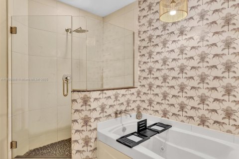 Copropriété à vendre à Miami, Floride: 2 chambres, 111.48 m2 № 1875202 - photo 27