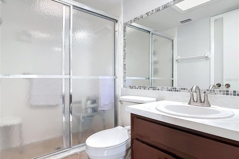 Townhouse in Fern Park, Florida 3 bedrooms, 145.3 sq.m. № 1898571 - photo 25