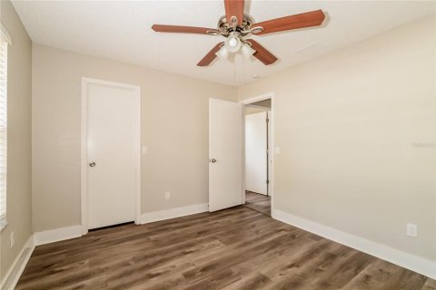 Casa en alquiler en Orlando, Florida, 3 dormitorios, 120.96 m2 № 1873413 - foto 11