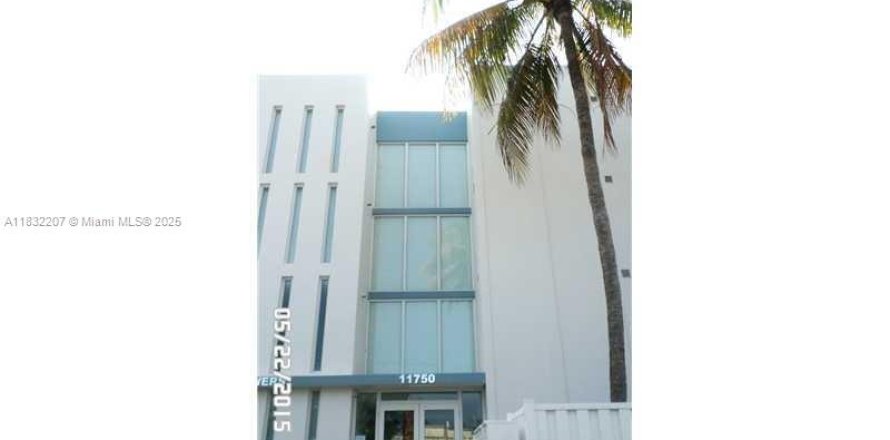 Studio in Miami, Florida № 1934451