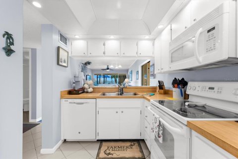 Copropriété à vendre à Englewood, Floride: 2 chambres, 99.41 m2 № 2418498 - photo 7