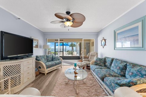 Copropriété à vendre à Englewood, Floride: 2 chambres, 99.41 m2 № 2418498 - photo 14