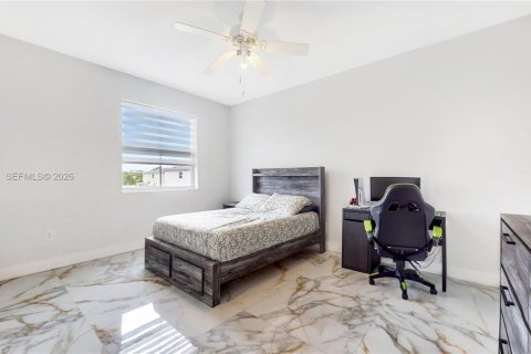 Villa ou maison à vendre à Homestead, Floride: 5 chambres, 321.07 m2 № 2154477 - photo 27