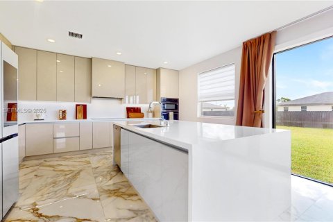 Villa ou maison à vendre à Homestead, Floride: 5 chambres, 321.07 m2 № 2154477 - photo 8