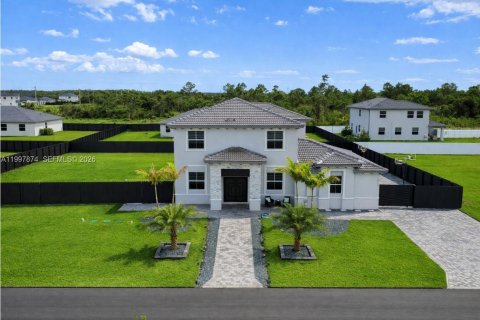 Villa ou maison à vendre à Homestead, Floride: 5 chambres, 321.07 m2 № 2154477 - photo 4