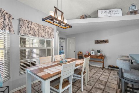 House in Beverly Hills, Florida 3 bedrooms, 186.92 sq.m. № 1827355 - photo 11