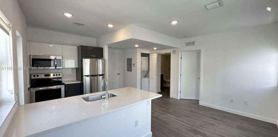 Квартира в Майами-Бич, Флорида 1 спальня, 44.78м2 № 2025491