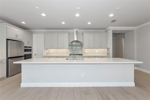 House in Sarasota, Florida 2 bedrooms, 214.23 sq.m. № 1871111 - photo 6