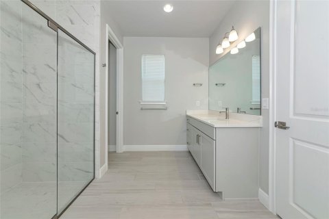 House in Sarasota, Florida 2 bedrooms, 214.23 sq.m. № 1871111 - photo 18