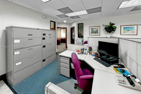 Immobilier commercial à vendre à Weston, Floride № 1979221 - photo 10