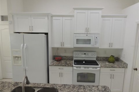 House in Lehigh Acres, Florida 4 bedrooms, 176.42 sq.m. № 1803362 - photo 28