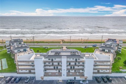 Condo in Flagler Beach, Florida, 2 bedrooms  № 1824853 - photo 1