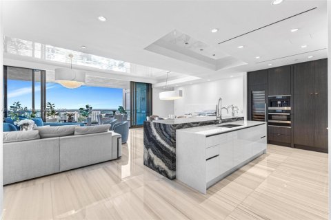 Condo in Sunny Isles Beach, Florida, 3 bedrooms  № 2021291 - photo 4