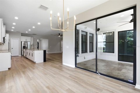 Casa en venta en Wesley Chapel, Florida, 5 dormitorios, 331.75 m2 № 2305077 - foto 24