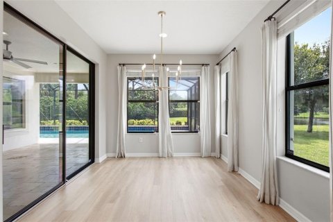 Casa en venta en Wesley Chapel, Florida, 5 dormitorios, 331.75 m2 № 2305077 - foto 23