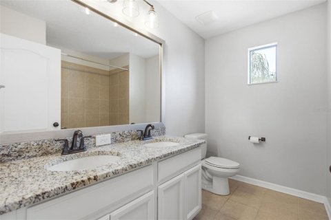 Casa en venta en Wesley Chapel, Florida, 5 dormitorios, 331.75 m2 № 2305077 - foto 3