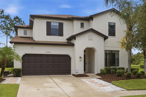 Casa en venta en Wesley Chapel, Florida, 5 dormitorios, 331.75 m2 № 2305077 - foto 10