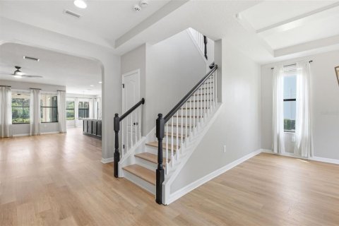 Casa en venta en Wesley Chapel, Florida, 5 dormitorios, 331.75 m2 № 2305077 - foto 12
