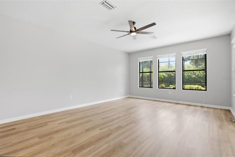Casa en venta en Wesley Chapel, Florida, 5 dormitorios, 331.75 m2 № 2305077 - foto 25