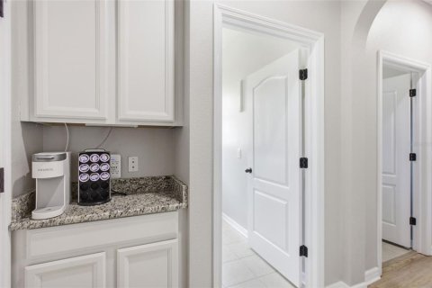 Casa en venta en Wesley Chapel, Florida, 5 dormitorios, 331.75 m2 № 2305077 - foto 27
