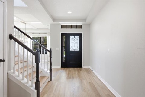 Casa en venta en Wesley Chapel, Florida, 5 dormitorios, 331.75 m2 № 2305077 - foto 13