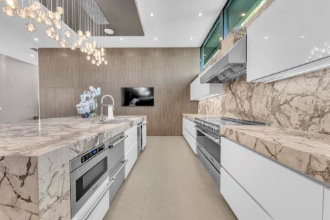 Casa en venta en Fort Lauderdale, Florida, 5 dormitorios, 530.29 m2 № 2082896 - foto 18