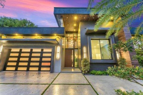 Casa en venta en Fort Lauderdale, Florida, 5 dormitorios, 530.29 m2 № 2082896 - foto 8