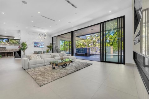 Casa en venta en Fort Lauderdale, Florida, 5 dormitorios, 530.29 m2 № 2082896 - foto 28