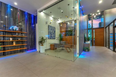Casa en venta en Fort Lauderdale, Florida, 5 dormitorios, 530.29 m2 № 2082896 - foto 23